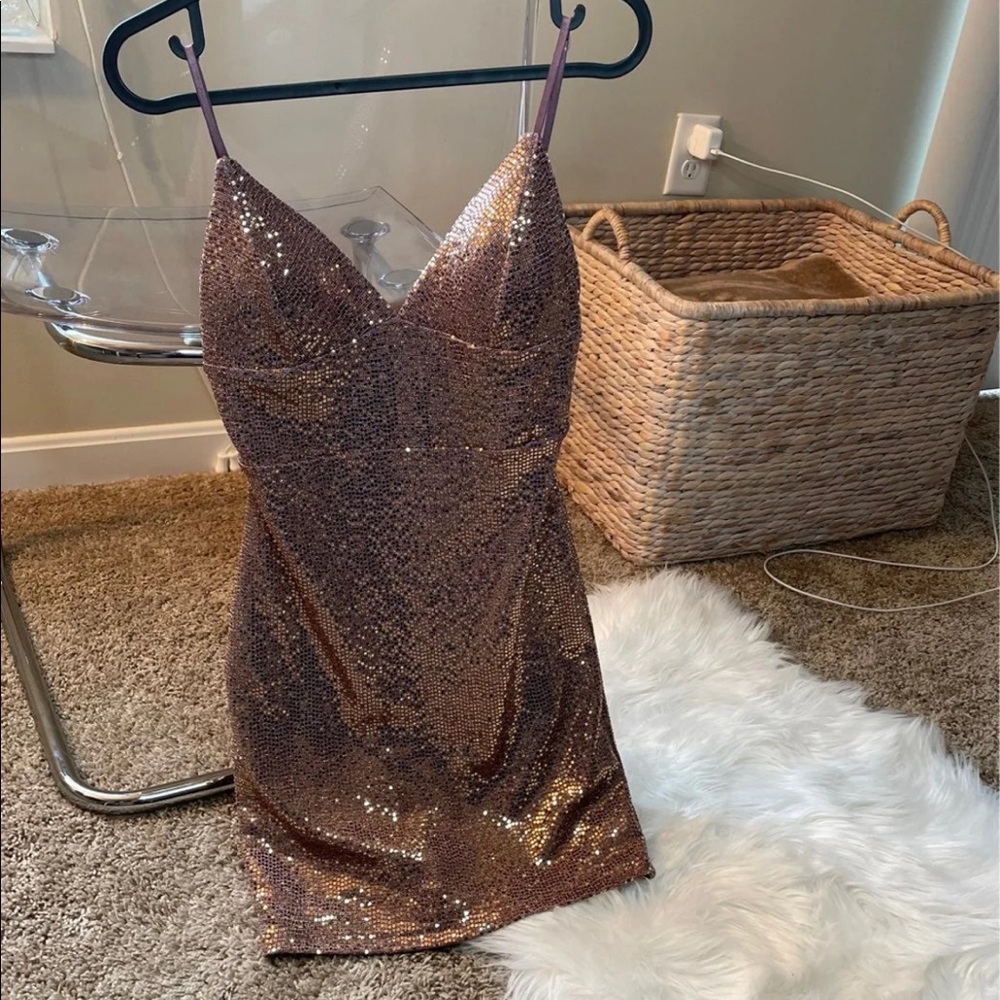 Lulu’s Gold Sequin Mini Dress Size Small